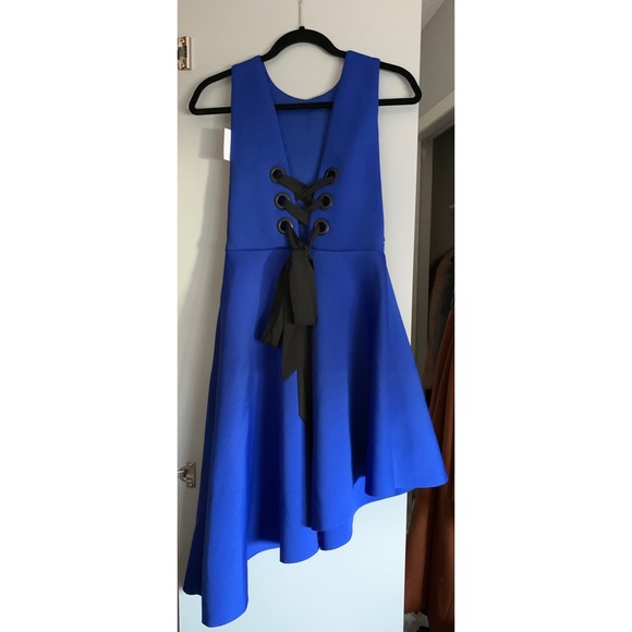 TOPSHOP Asymmetrical lace up back dress - Picture 2 of 5